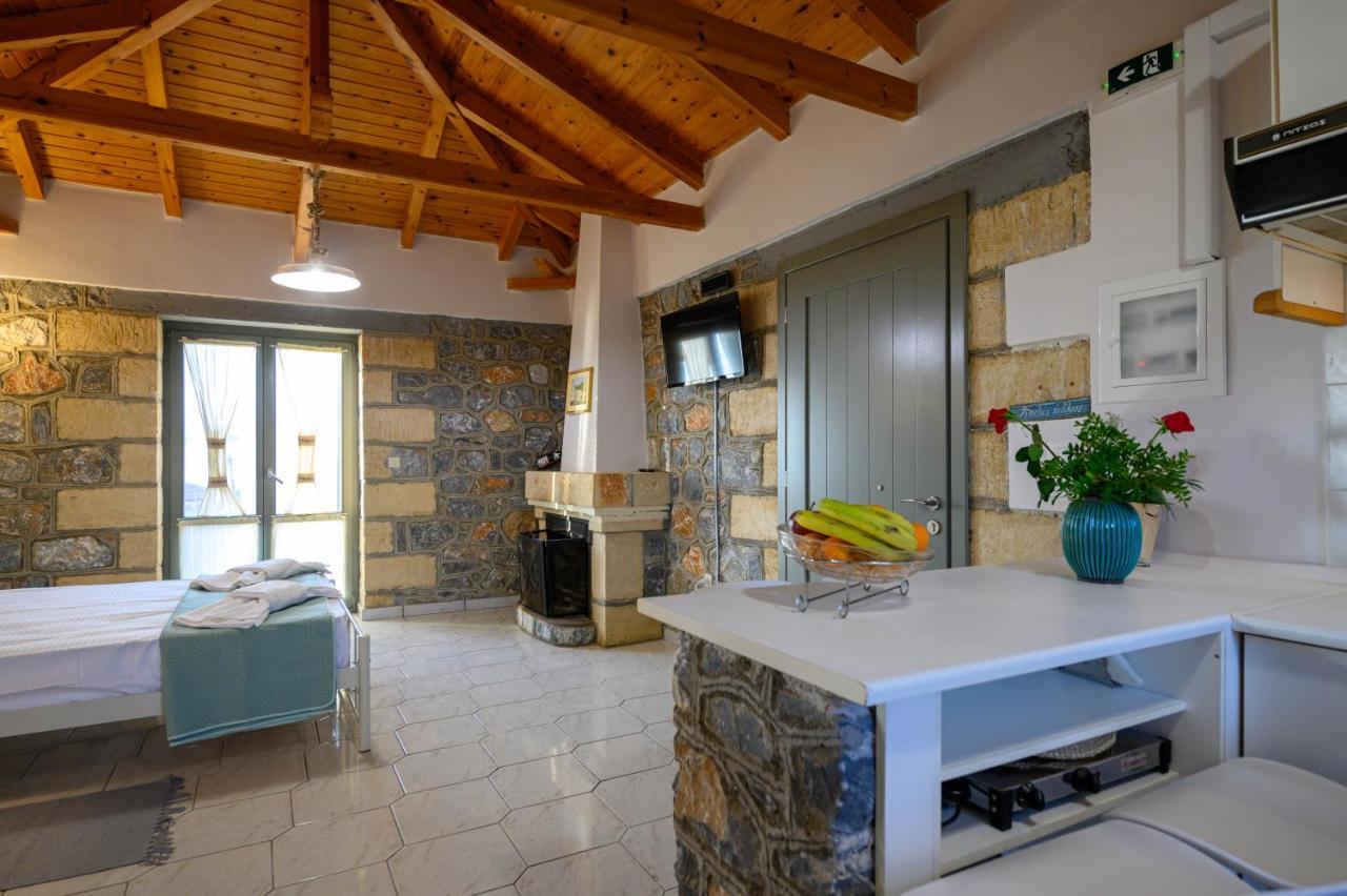 Σελήνη Apartment Kotronion  Exterior photo